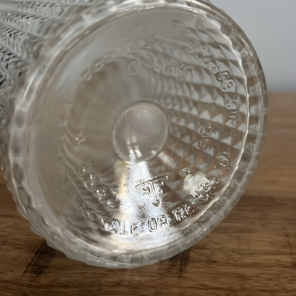 Vintage Mid Century Modern Whiskey Decanter - Picture 9 of 9